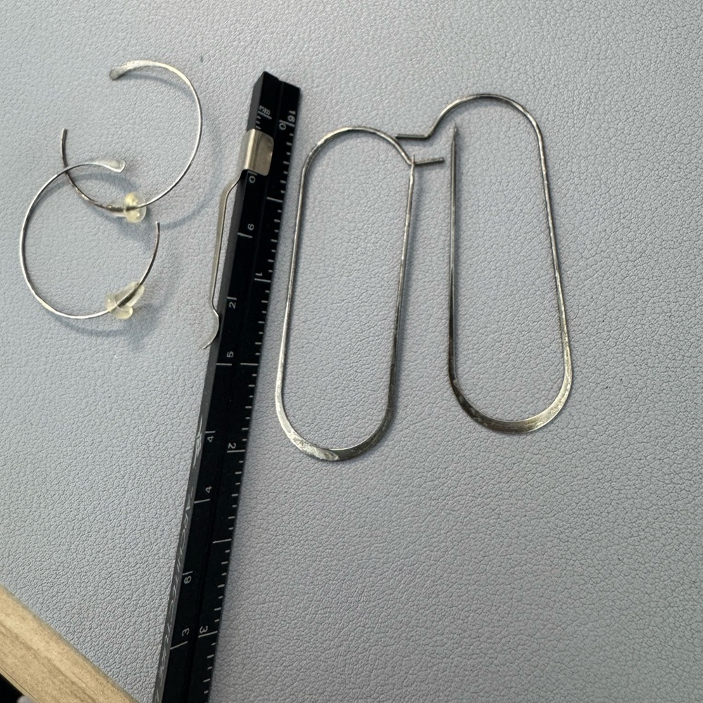 Elegant Silver Hoop Earrings - Picture 4 of 4
